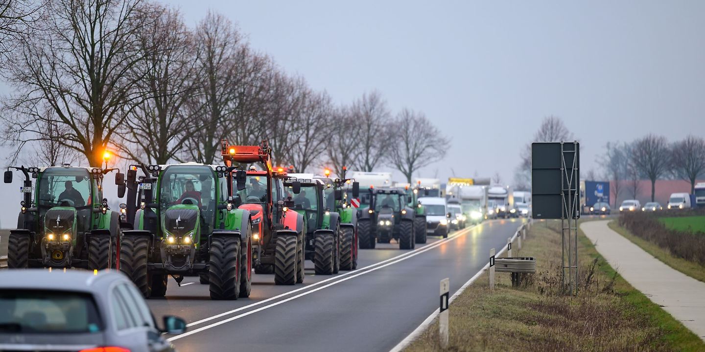 Bauernproteste: Aktuelle Verkehrslage Checken | 89.0 RTL